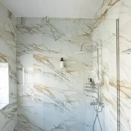 호텔 Tier 티라나