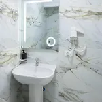 Tier Отель