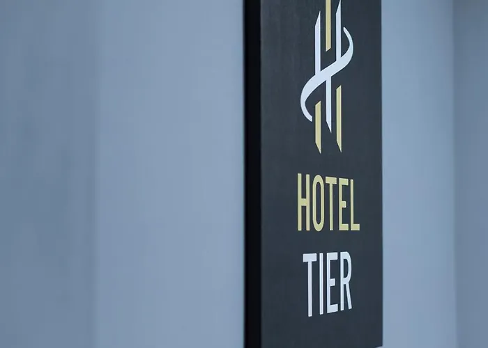 Tier Hotell *